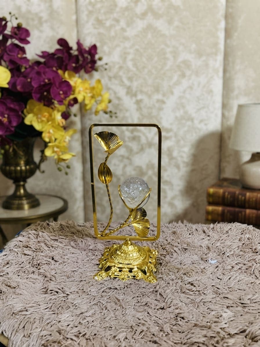 Golden Ginkgo Leaf with Crystal Ball Table Showpiece)